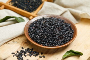 Superfoods, Rice, Black rice, Iron rich food, Weight loss, food for heart health